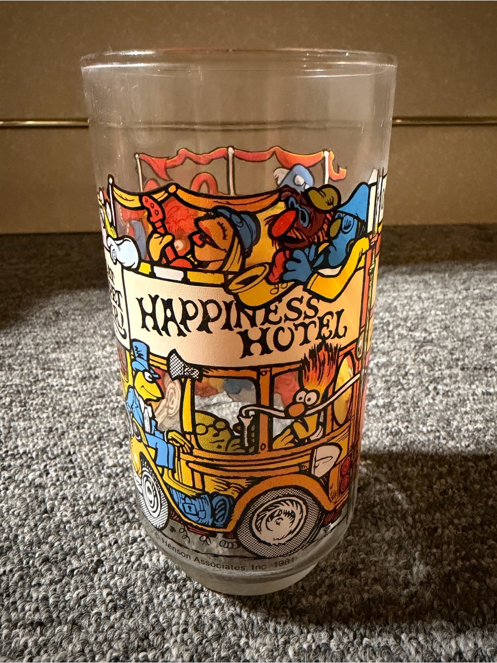McDonalds The Muppets Happiness Hotel Cartoon Glass Vintage 1981